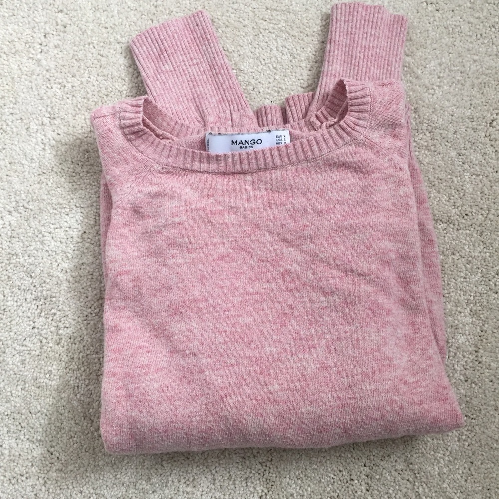 Pink sweater top